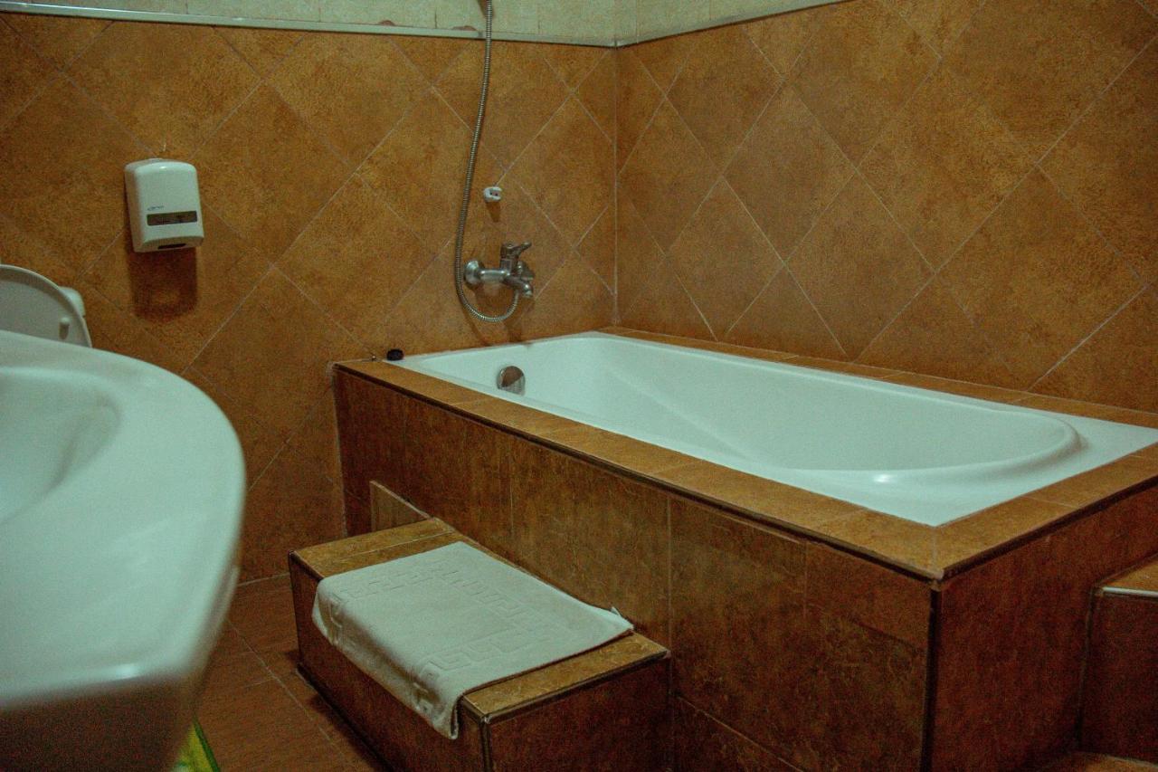 The Charity Hotel International Arusha Eksteriør bilde